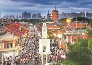 An assortment of traditional and modern dishes from Quanzhou’s New Fujian Cuisine. Visitors can indulge in a culinary journey that highlights the unique flavors of coastal China.